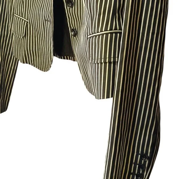 GUESS Black & White Stripe Jacket (NWOT) - Picture 5 of 8